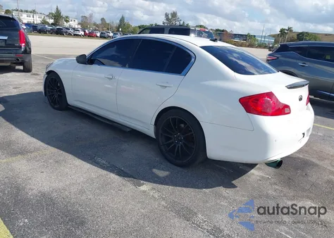 2011 Infiniti G37 Journey z USA, uszkodzony, nr VIN JN1CV6AP2BM305396
